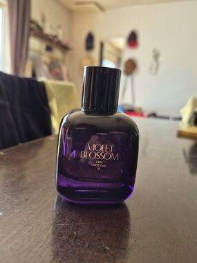 Zara Violet Blossom - Deep Purple Bottle with Black Cap